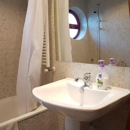 Marina 27 بيت للعطل *