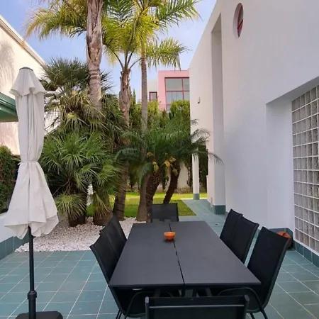 Будинок відпочинку Marina 27 *