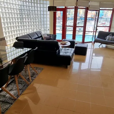 Marina 27