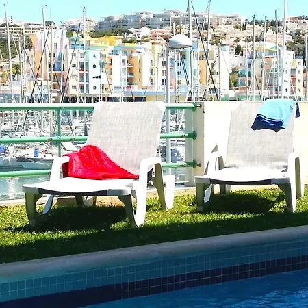 Marina 27